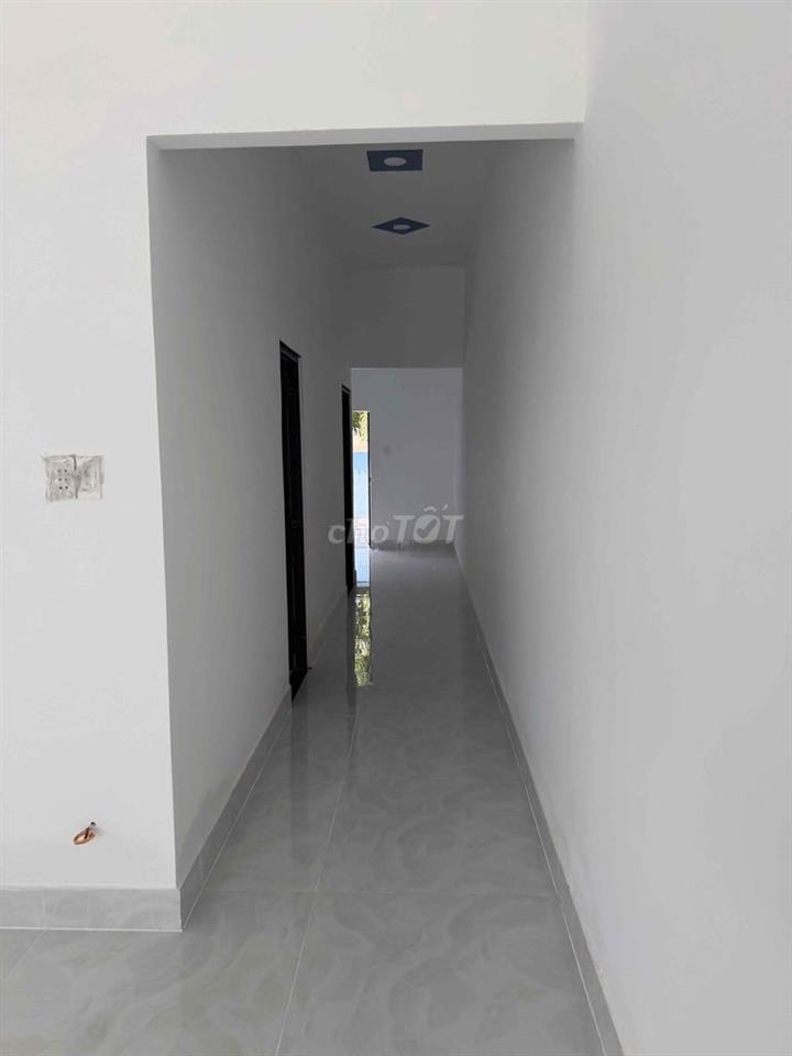 Bán nhà hoàn công đường Hoa Nắng(số122) vào 200m,đường thông ra TL15