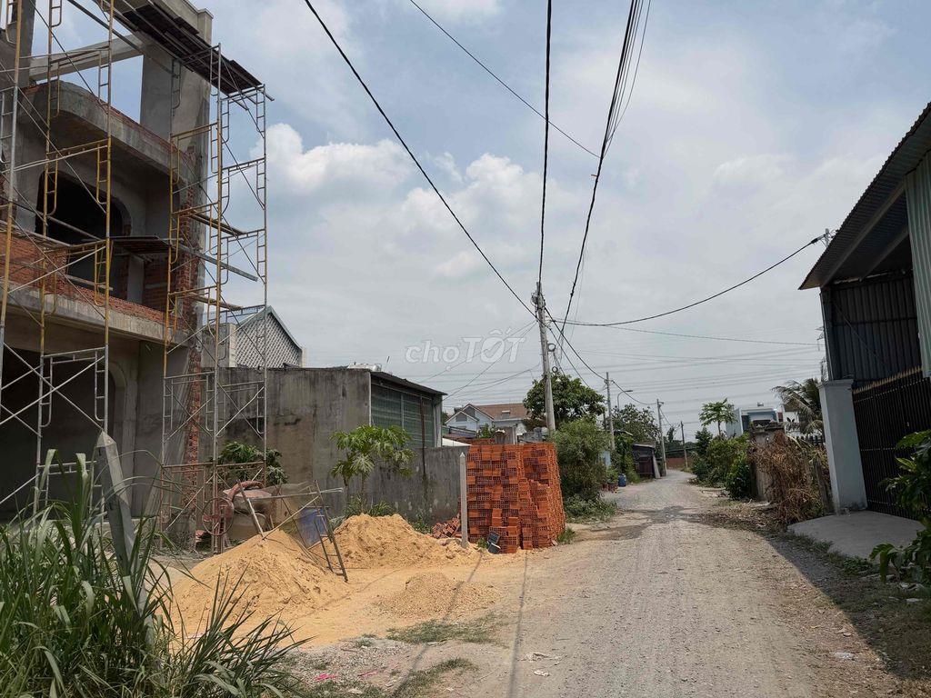 Giảm: lô đất đường nhựa 118m2 thổ cư ,thông ra Lê Thị Bay vào200m