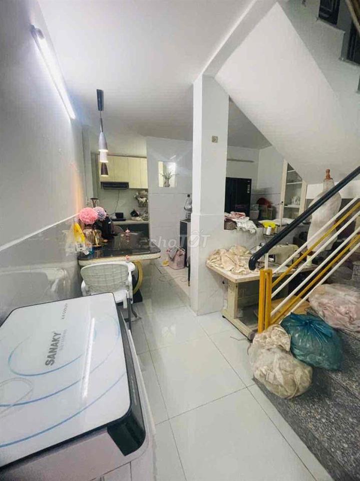Chính chủ nhờ bán nhà lầu sổ hồng riêng mặt tiền Sông Lu 2 đường thông