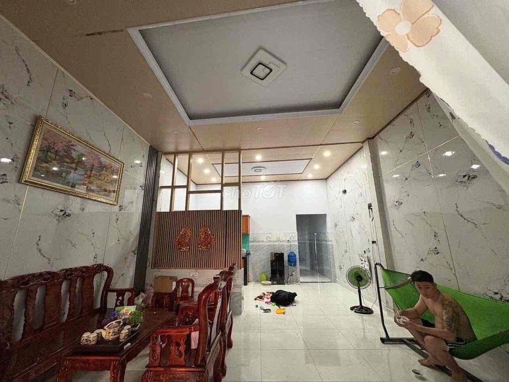 Nhà sổ hồng riêng chính chủ nhờ bán sát tỉnh lộ 15 và cầu bến nẩy