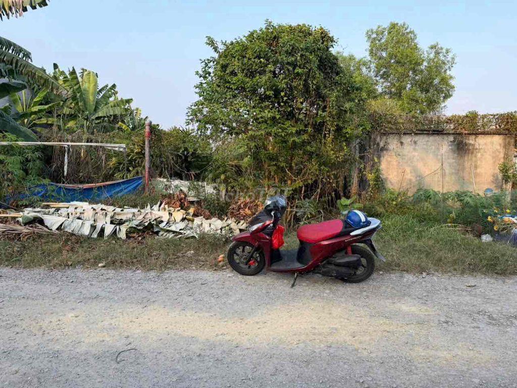Đất chính chủ xây dựng ngay, 1 sẹc ngắn Lê Thị Bay thông ra đường 130