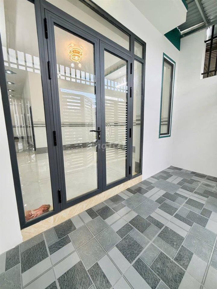Bán gấp căn nhà mới gần BV Xuyên Á - Củ Chi, 105m2, Giá 895 Triệu, Shr