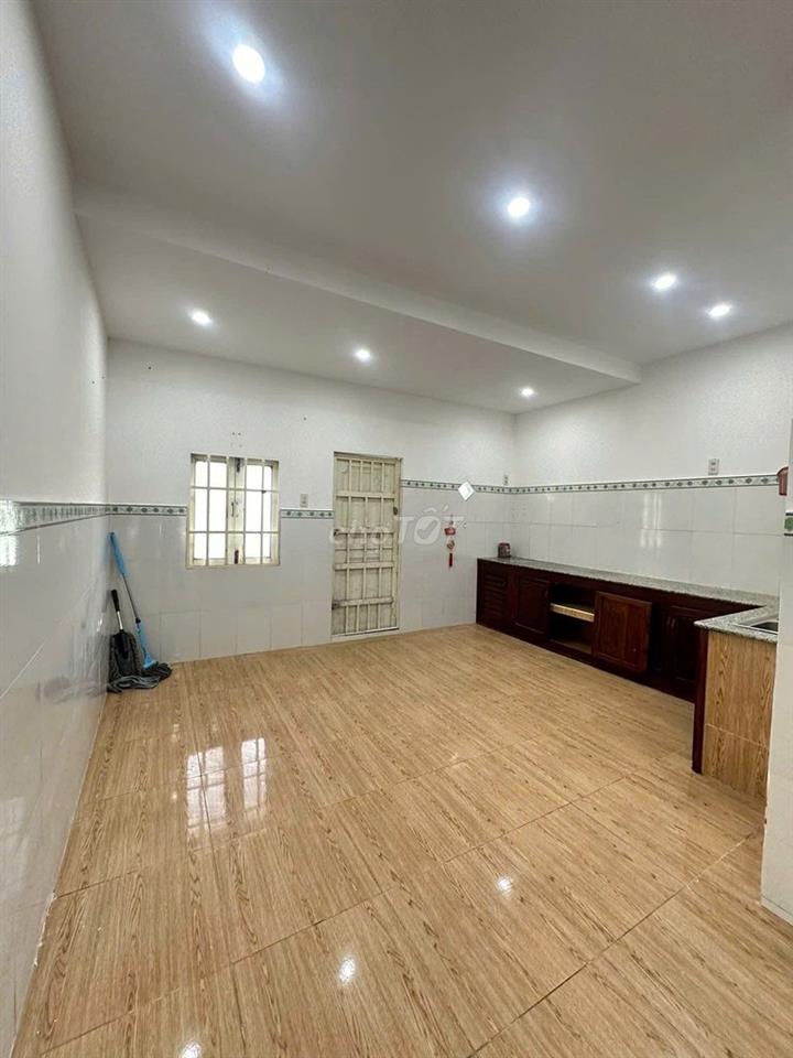 Bán gấp nhà cấp 4 hẻm ô tô, đường Nguyễn Văn Khạ, Củ Chi, 124m2, 870Tr