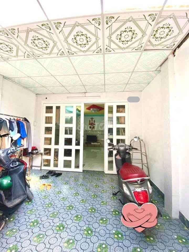 Bán gấp căn nhà đường Số 97 gần KCN Tân Phú Trung, 117m2, 970 triệu
