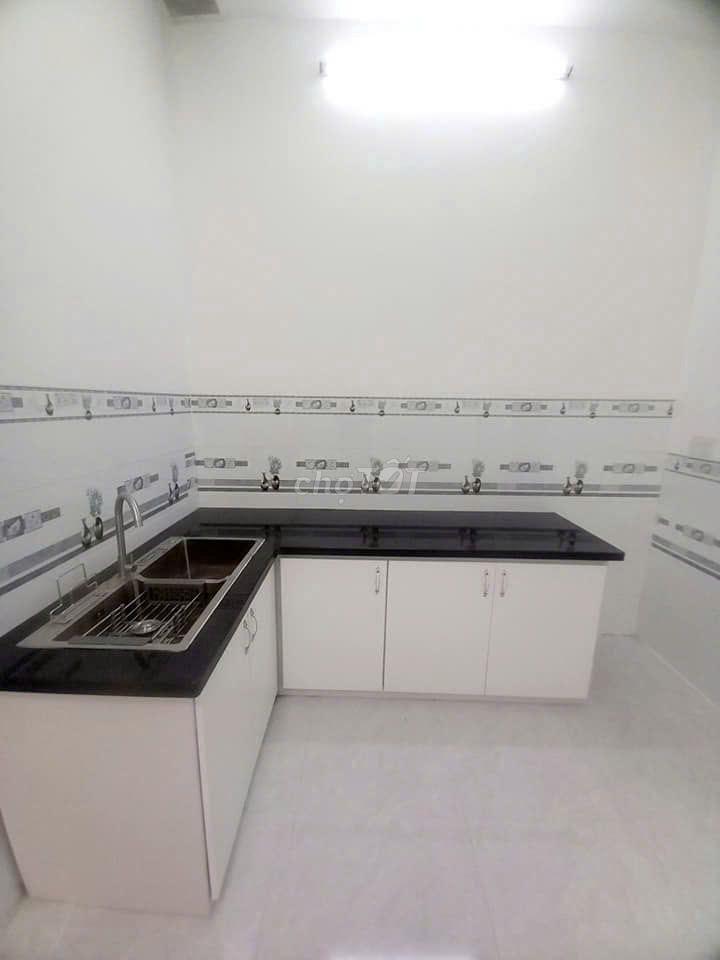 Ra gấp căn nhà ở Tân Thông Hội ngay Lê Minh Nhựt, chỉ 820 triệu, SHR
