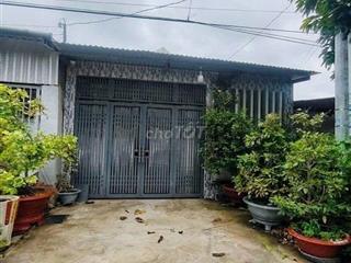 cần bán gấp nhà 1 xẹt Lê Thị Siêng, Củ Chi, 93,2m2, 910tr, shr