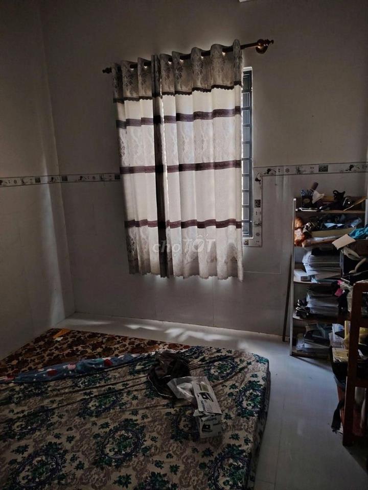 cần bán gấp nhà 1 xẹt Lê Thị Siêng, Củ Chi, 93,2m2, 910tr, shr