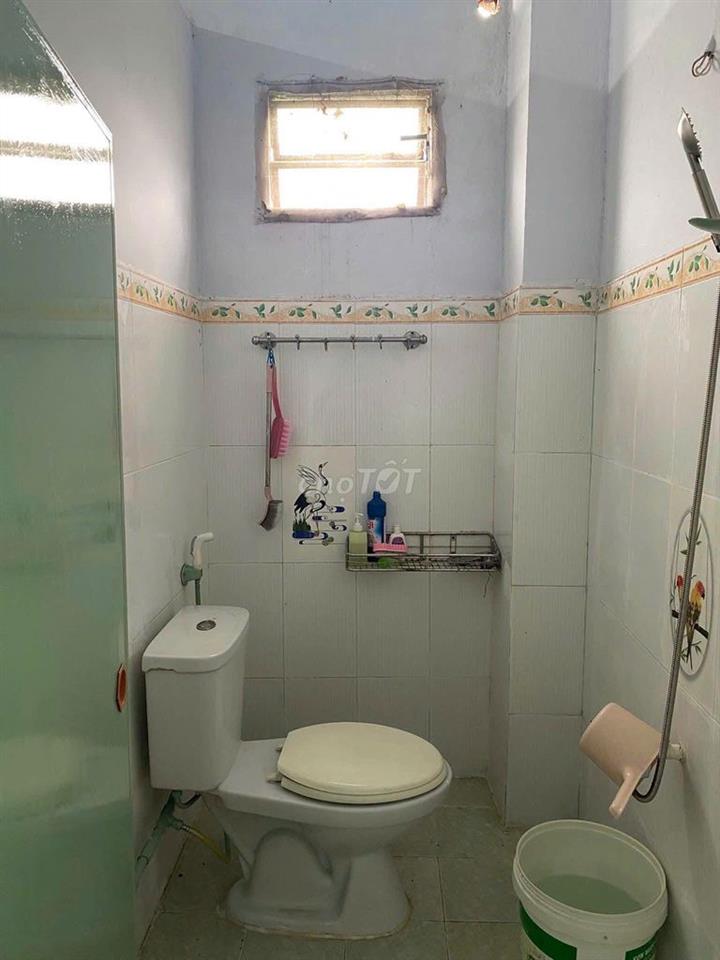 Chia tài sản cần bán gấp nhà 1 xẹt Mai Thị Chửng, 118,8m2, 950tr, shr