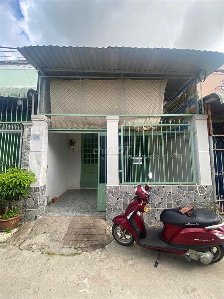 Chia tài sản cần bán gấp nhà 1 xẹt Mai Thị Chửng, 118,8m2, 950tr, shr
