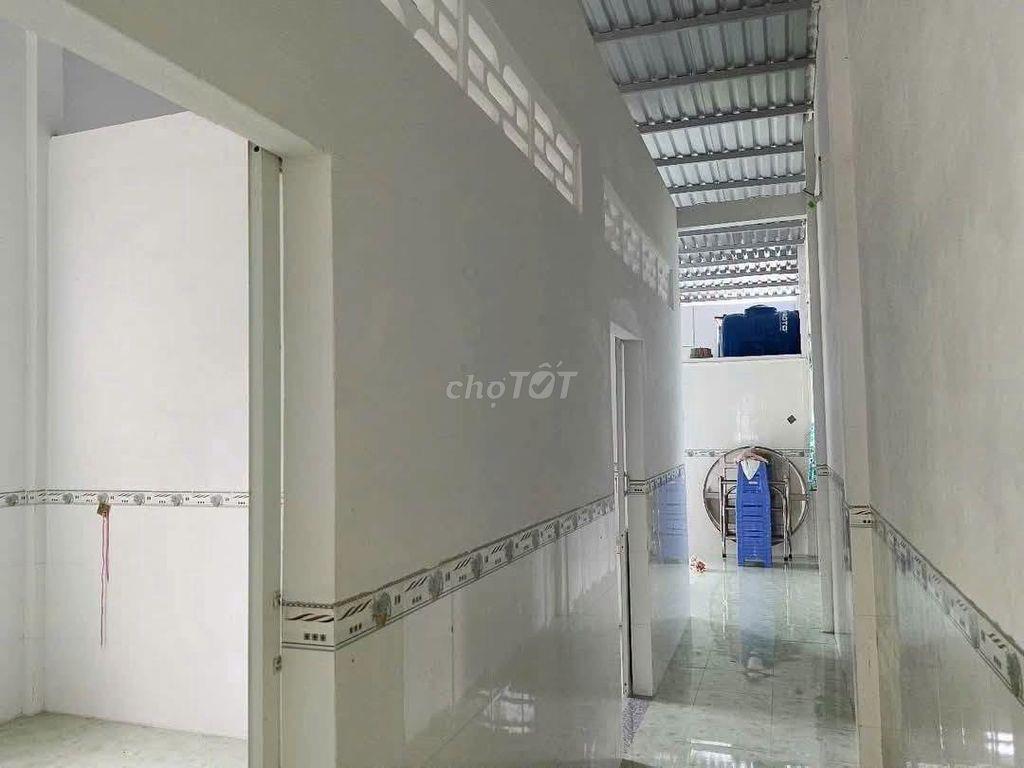 Cần bán gấp nhà 1 xẹt Đào Thị Kiểm, Củ Chi, 105,9m2, 870tr, shr