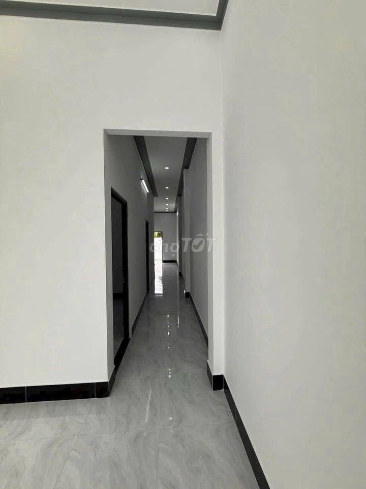 Chủ ngộp bán gấp nhà Đào Thị Kiểm, Củ Chi, 135,2m2, 950tr, SHR