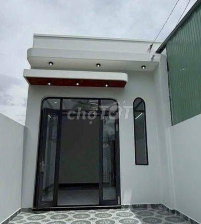 Chủ ngộp bán gấp nhà Đào Thị Kiểm, Củ Chi, 135,2m2, 950tr, SHR