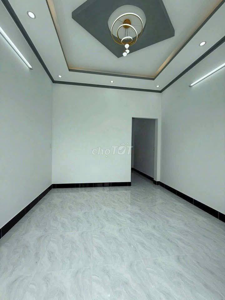 Chủ ngộp bán gấp nhà Đào Thị Kiểm, Củ Chi, 135,2m2, 950tr, SHR
