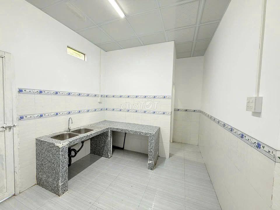 Nhà cấp 4 ngay Nguyễn Thị Rõ, Củ Chi, 113,6m2, 800tr, sổ hồng riêng