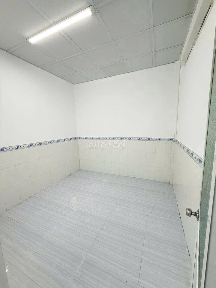Nhà cấp 4 ngay Nguyễn Thị Rõ, Củ Chi, 113,6m2, 800tr, sổ hồng riêng