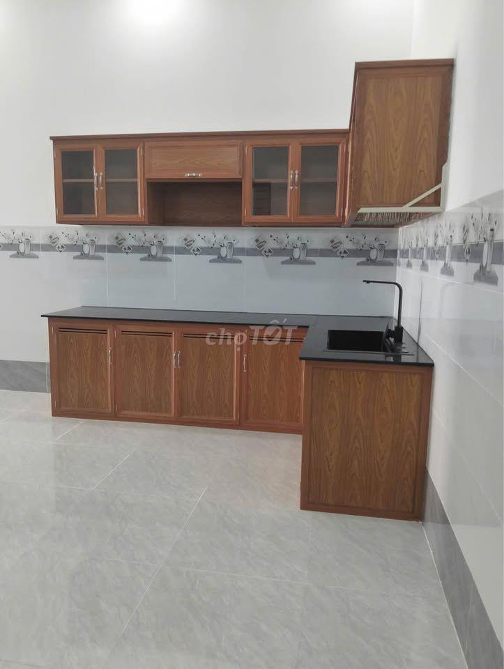 Nợ Bank cần bán gấp nhà Lê Thị Sắc, Củ Chi, 140m2, 800tr, SHR