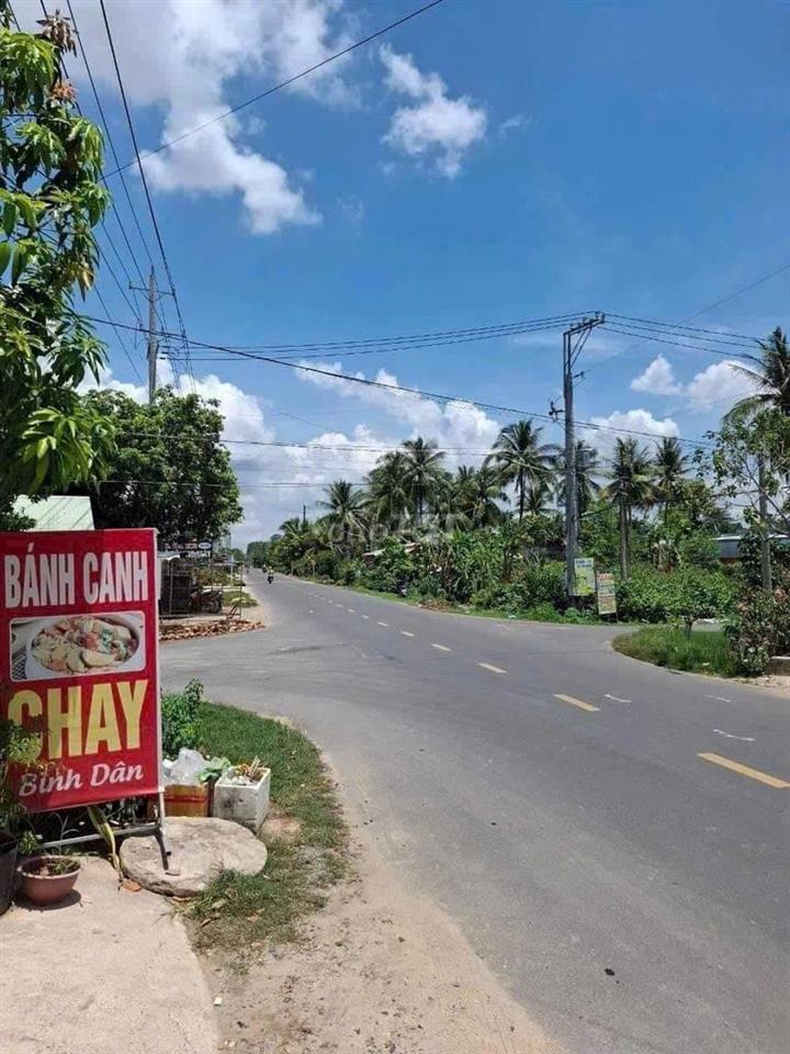 Bán gấp căn nhà nằm ngay Lê Minh Nhựt, Củ Chi, 125m2, 880tr, SHR