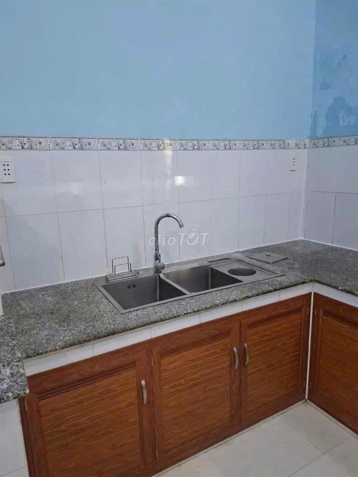Bán gấp căn nhà nằm ngay Lê Minh Nhựt, Củ Chi, 125m2, 880tr, SHR