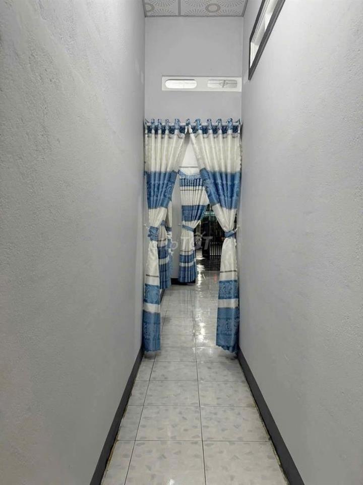 Chủ ngộp bán gấp nhà 1 xẹt Hà Văn Lao, Củ Chi, 144,6m2, 900tr, SHR