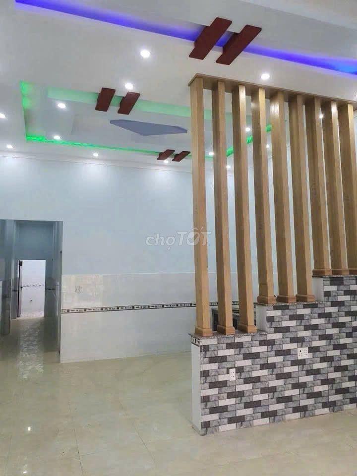 Cần tiền- giảm sâu chỉ còn 800tr ngay Lê Thị Siêng, Củ Chi, 106m2, SHR