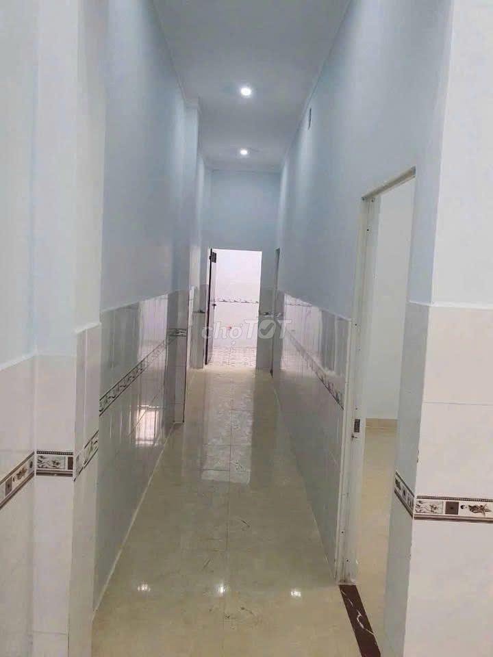 Cần tiền- giảm sâu chỉ còn 800tr ngay Lê Thị Siêng, Củ Chi, 106m2, SHR