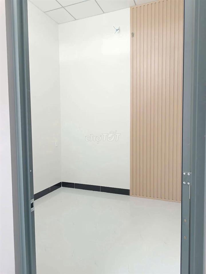 Nợ Bank bán gấp căn nhà nằm ngay Trần Thị Bàu, Củ Chi,105m2, 800tr,SHR