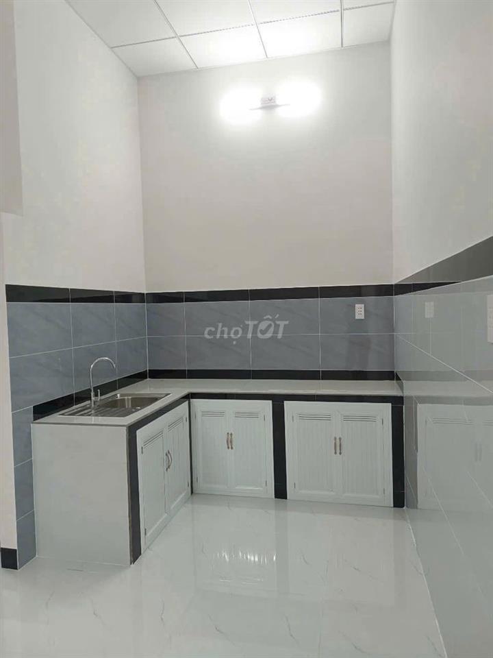 Nợ Bank bán gấp căn nhà nằm ngay Trần Thị Bàu, Củ Chi,105m2, 800tr,SHR