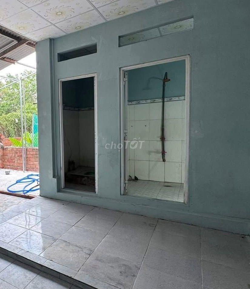 GẤP! Chính chủ gửi bán gấp nhà ngay Lê Thị Sắc, 117m2 chỉ 850tr, SHR