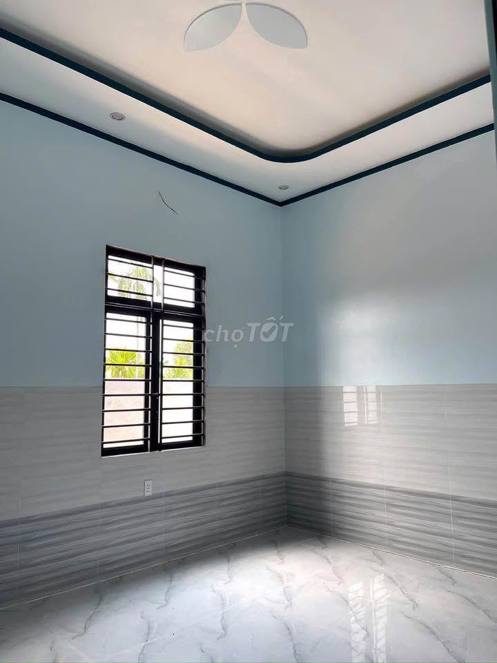 Cắt lỗ, giảm sâu căn nhà ngay Đào Thị Kiểm, Củ Chi, 890tr, 126m2, SHR