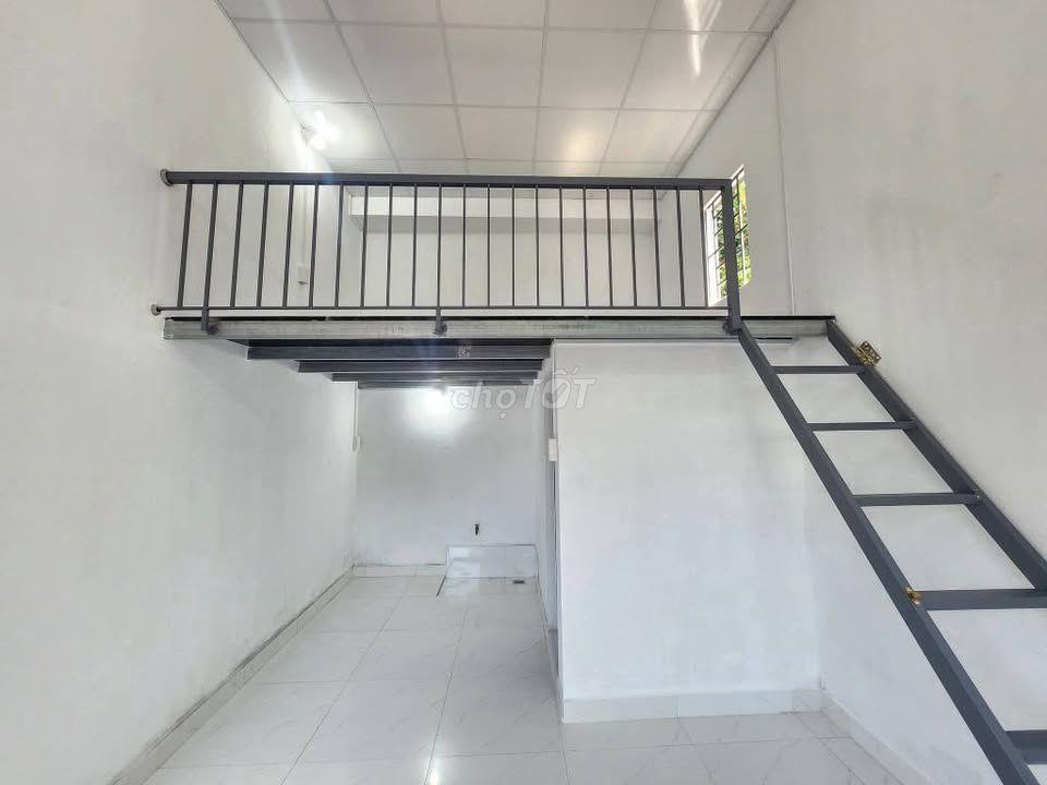 Bán nhanh dãy nhà trọ nằm ngay KCN Tây Bắc, 1 tỷ , 206m2, SHR