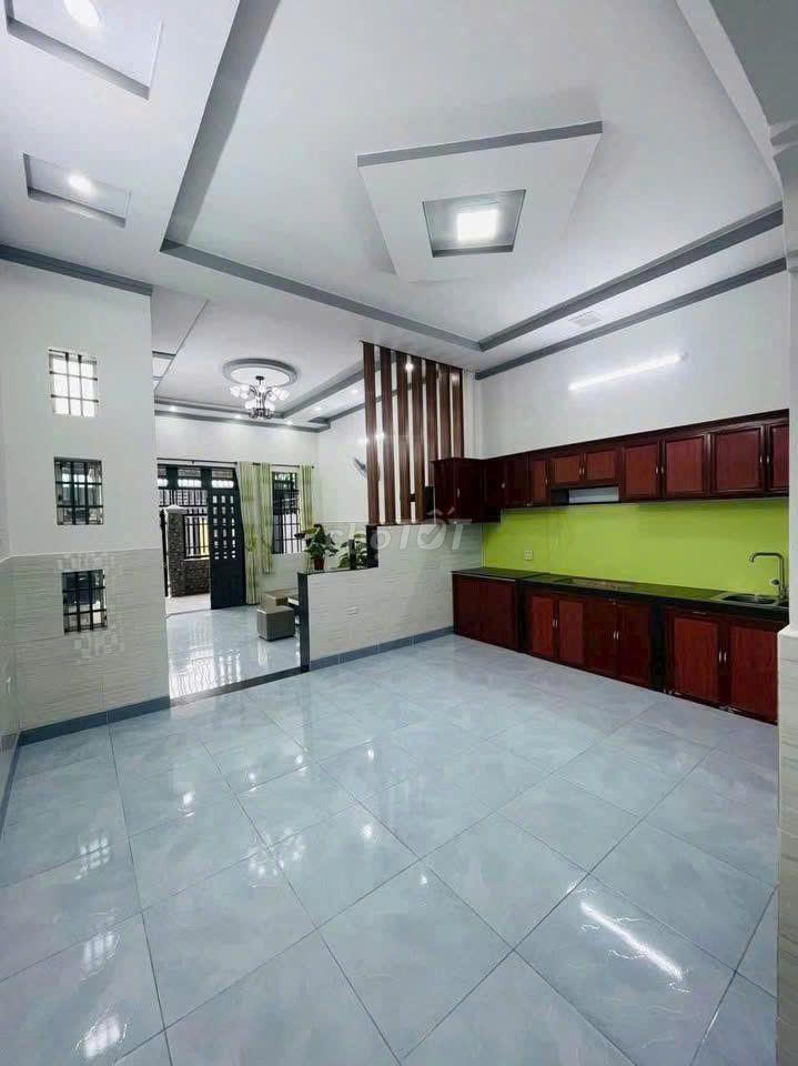 NHÀ ĐẸP TÂN PHÚ TRUNG CỦ CHI 117M2, 830TR, SHR, MUA VÀO Ở NGAY