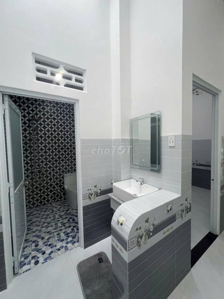 Bán gấp nhà 1 xẹt Lê Thị Sắc, Củ Chi, 120m2, 850tr, SHR