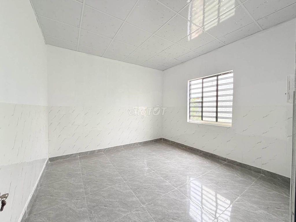Cần tiền- Giảm sâu còn 850tr nhà ngay Lê Thị Siêng, Củ Chi, 106m2, SHR