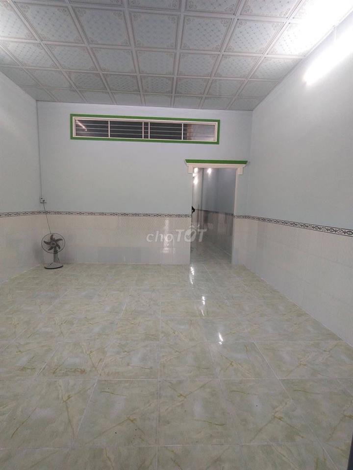 Bán gấp căn nhà nằm ngay 1 xẹt Võ Thị Nhúa, Củ Chi, 120m2, 890tr, SHR