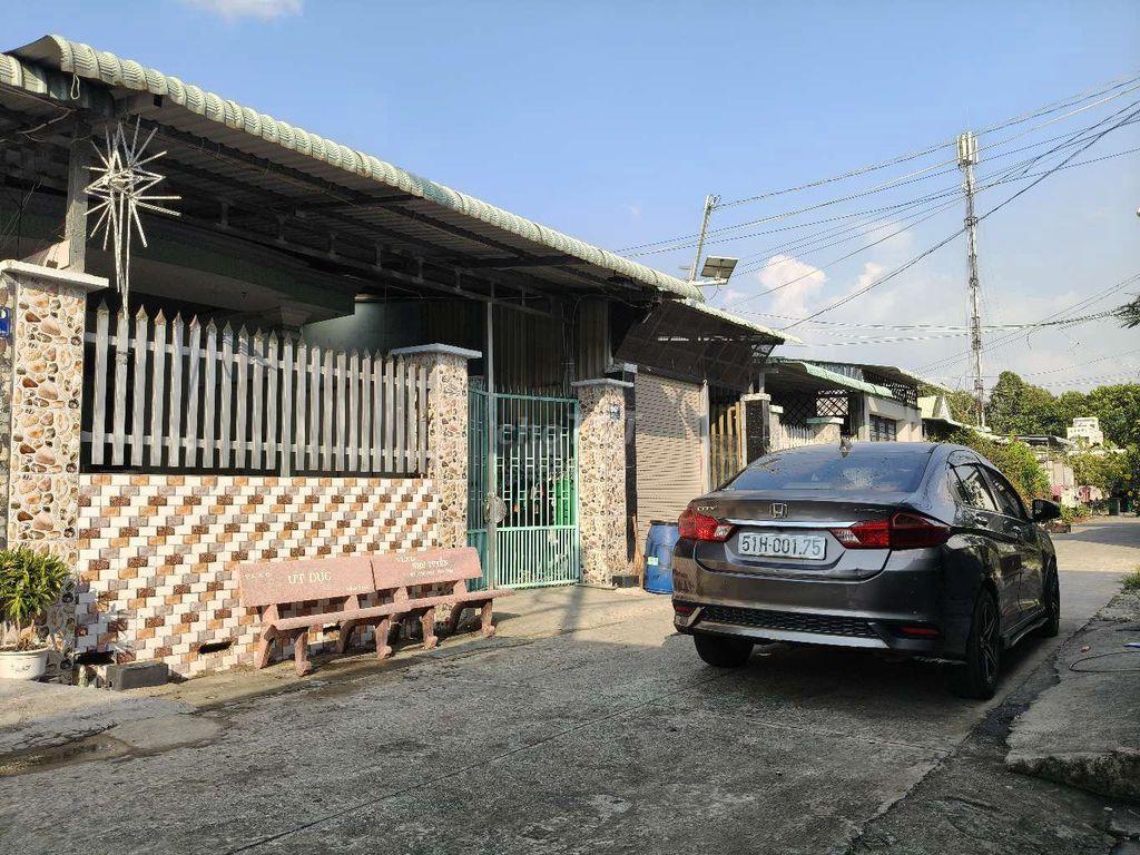 Bán nhà ấp Đình xã Củ Chi gần nhà thờ...