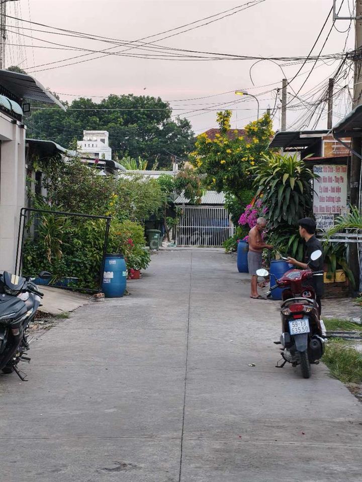 Bán nhà ấp Đình xã Củ Chi gần nhà thờ...