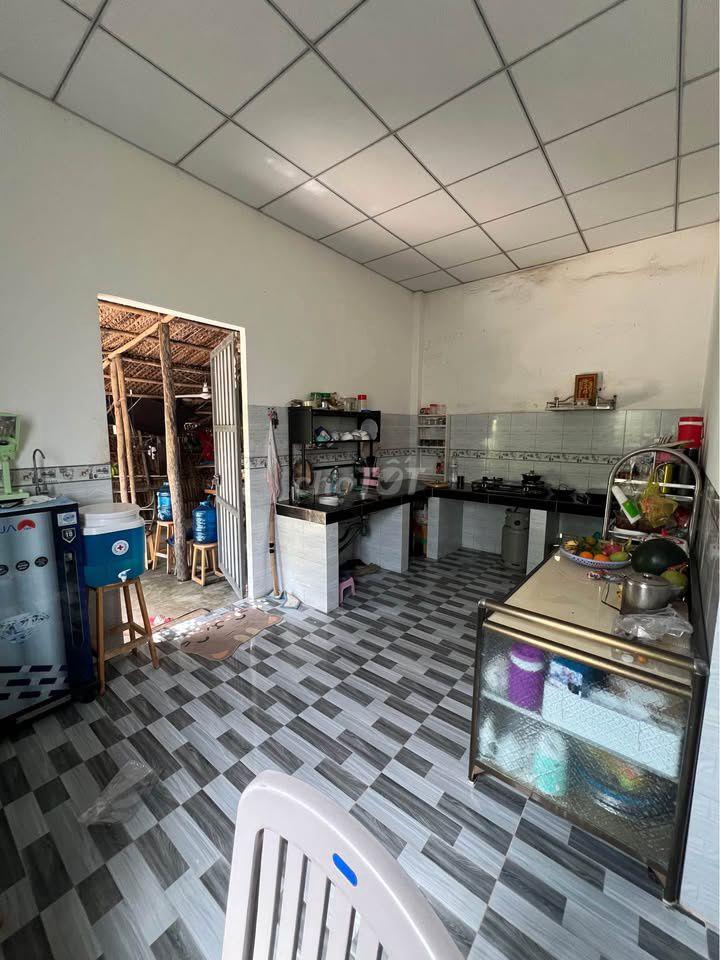 Ngộp chủ cần bán gấp căn nhà 138m2 đường Trần Văn Chẩm Củ Chi