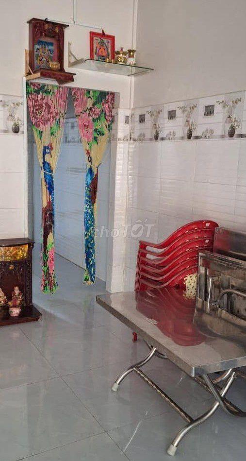Chủ đi định cư cần bán gấp căn nhà 126m2 đường Trần Tử Bình Củ Chi