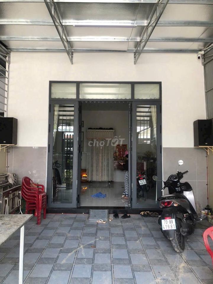 Ngộp vỡ nợ chủ cần bán gấp căn nhà 113m2 đường Lê Thị Sắc Củ Chi