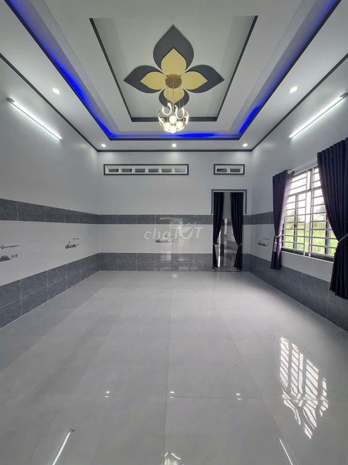 Vỡ nợ chủ cần bán gấp căn nhà 102,9m2 Tân Thông Hội Củ Chi chỉ 790tr