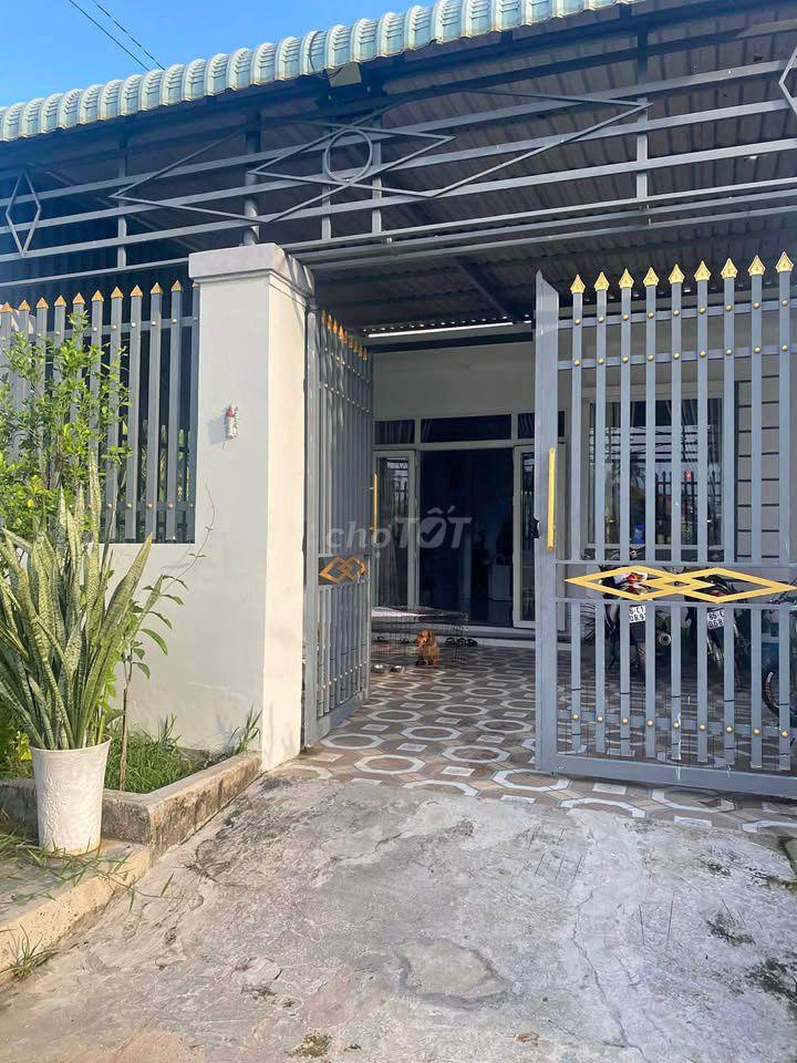 Vỡ nợ chủ cần bán gấp căn nhà 125m2 Tân Thông Hội Củ Chi chỉ 800tr
