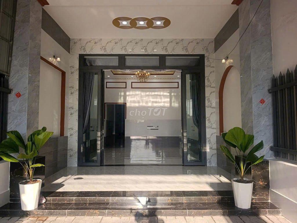 Vỡ nợ chủ cần bán gấp căn nhà 102m2 đường Hà Văn Lao Tân An Hội Củ Chi