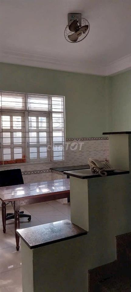 BÁN NHÀ CHÍNH CHỦ HÓC MÔN ĐƯỜNG ẤP ĐÌNH 2 LẦU 1 TRỆT 4P GIÁ 7T9 TL