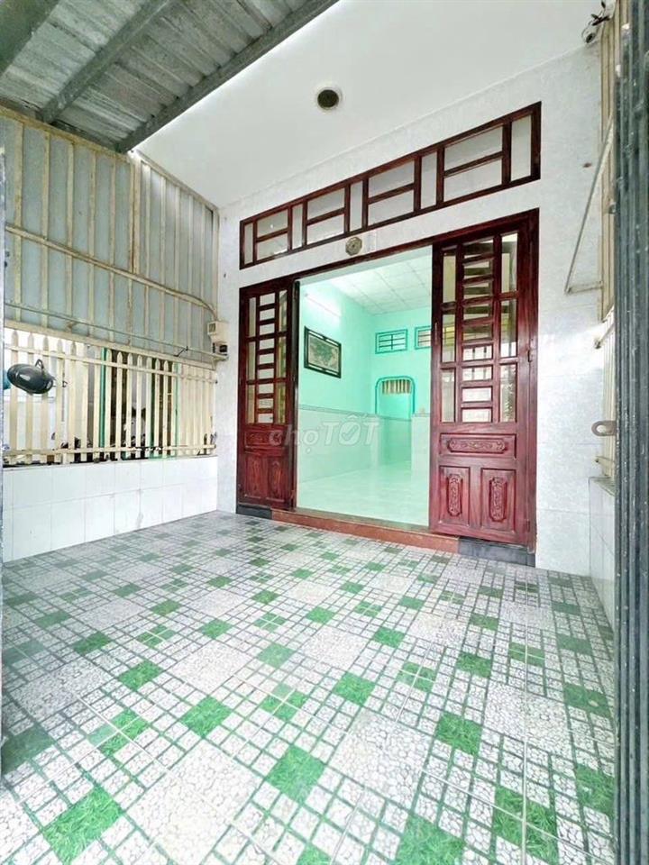 Bán nhà hẻm thông Nguyễn Thị Lắng, Củ Chi, 109m2, Sổ hồng, giá 870 Tr