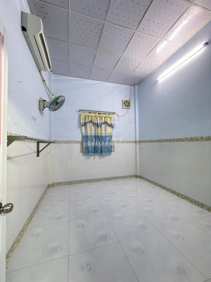 Ngộp cần bán gấp nhà hẻm 1/ Lê Thị Siêng, Tân Thông Hội, 870 triệu SHR