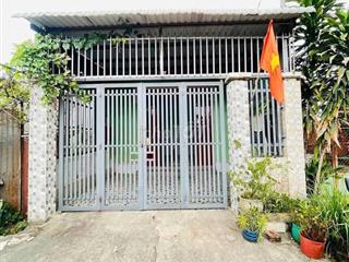 Bán nhà 2 phòng ngủ, 107m2, hẻm ô tô xã Tân Thông Hội, Củ Chi, 915 Tr