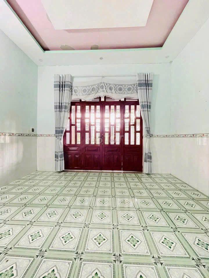 Bán nhà 2 phòng ngủ, 107m2, hẻm ô tô xã Tân Thông Hội, Củ Chi, 915 Tr