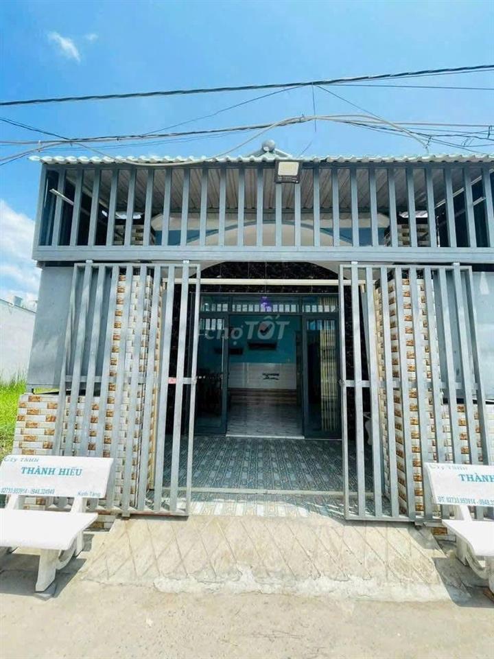 Bán gấp nhà cấp 4 đường Nguyễn Thị Lắng, Củ Chi, 810 triệu, có Sổ Hồng