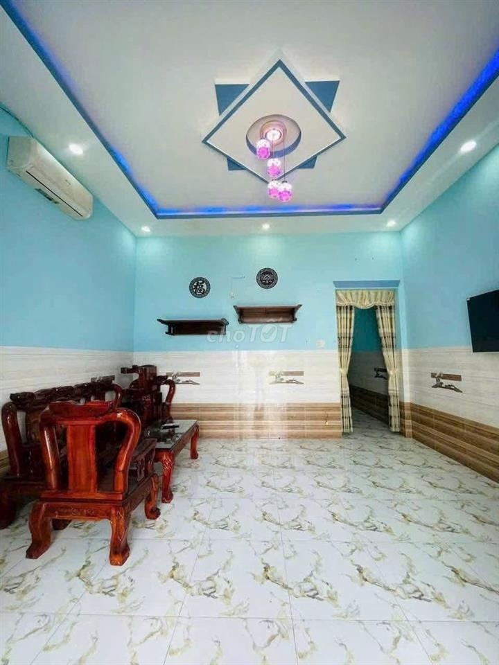 Bán gấp nhà cấp 4 đường Nguyễn Thị Lắng, Củ Chi, 810 triệu, có Sổ Hồng
