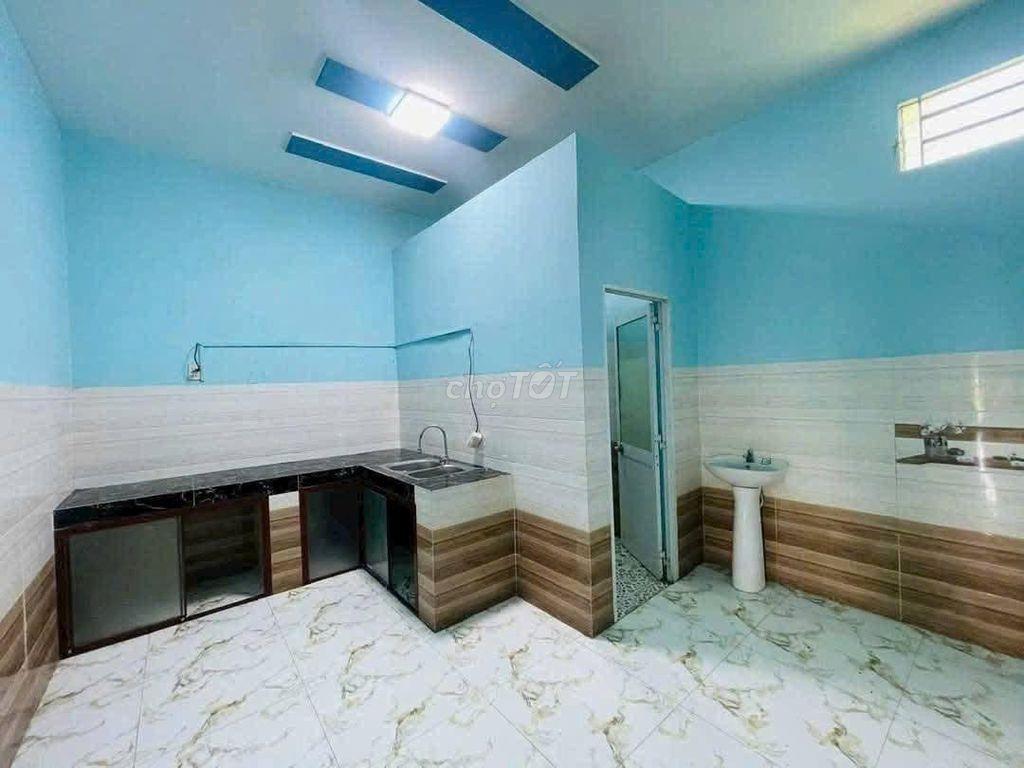Bán gấp nhà cấp 4 đường Nguyễn Thị Lắng, Củ Chi, 810 triệu, có Sổ Hồng